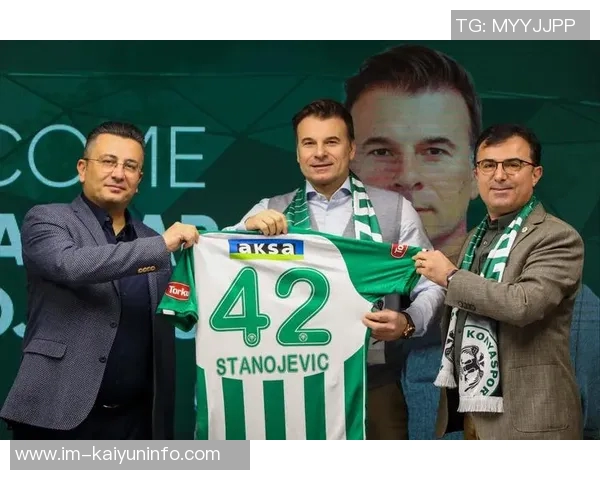 雅各布斯确认前澳波助教蒙哥马利将成为国安新任主帅协议将在48小时内签署 雅各布斯确认前澳波助教蒙哥马利将成为国安新任主帅协议将在48小时内签署